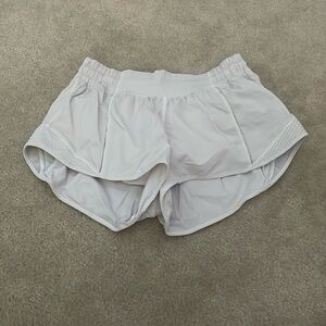 lululemon hotty hot shorts size 4